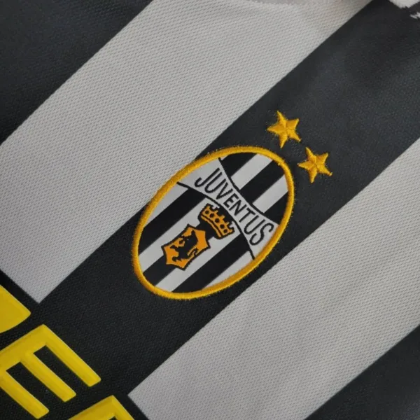 Juventus 01/02 Home Shirt