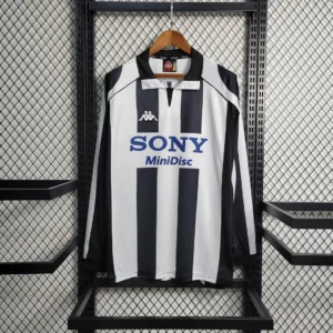 Juventus 97/98 Long Sleeve Home Shirt