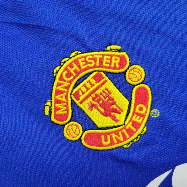 Man United 05/06 Away Shirt