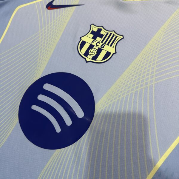 25-26 Barcelona design fan edition